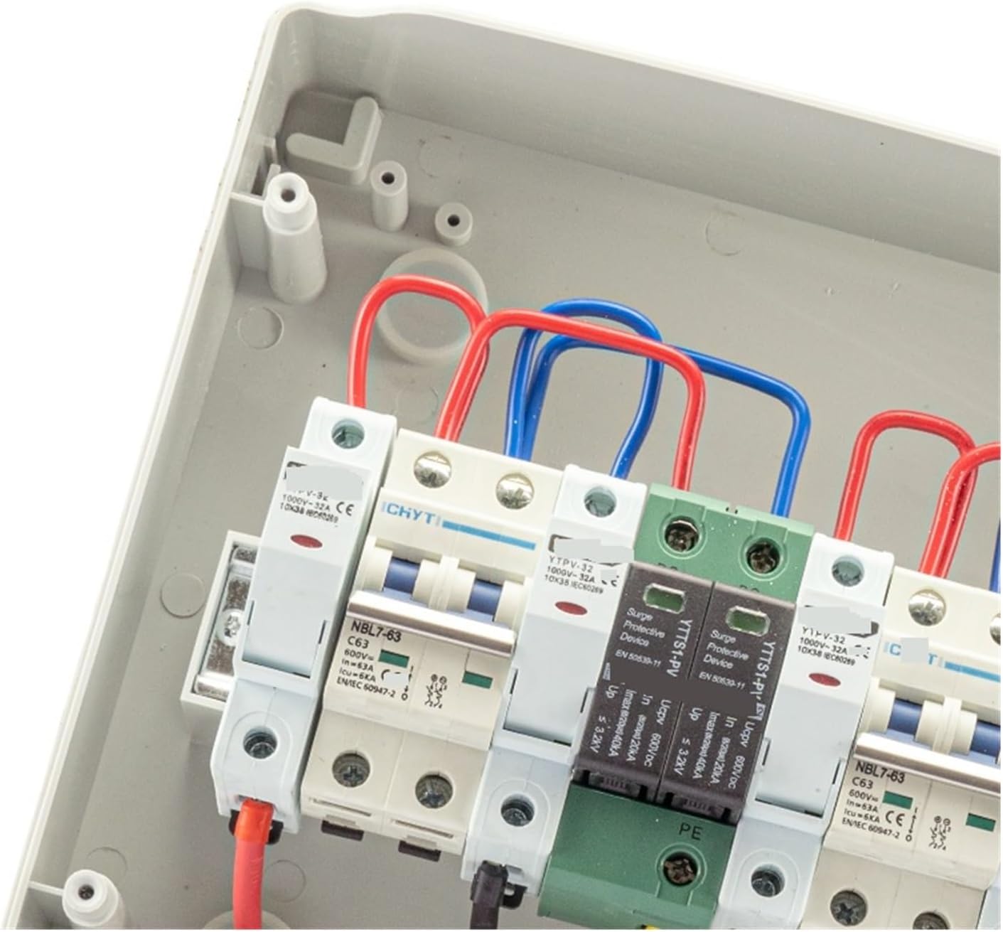 CAARLA 2-in-2-out 600V IP65 Solar PV Surge Protection DC Box Combiner Box with DC Circuit Breaker, Fuse, and Surge Protector, PVC Material, Wall-Mounted, Water Resistant