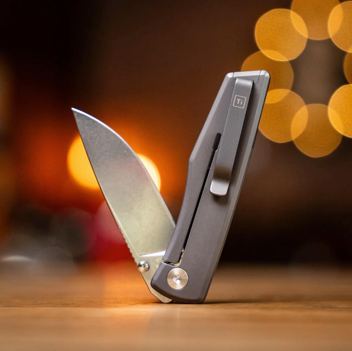 BIG IDEA DESIGN The Overlook Titanium Pocket Knife