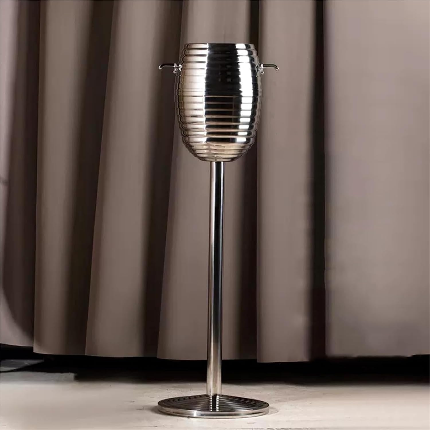 Ice Bucket with Stand， Stainless Steel 5L Standing Ice Bucket for Party Bar Ktv Wedding Club BBQ Home