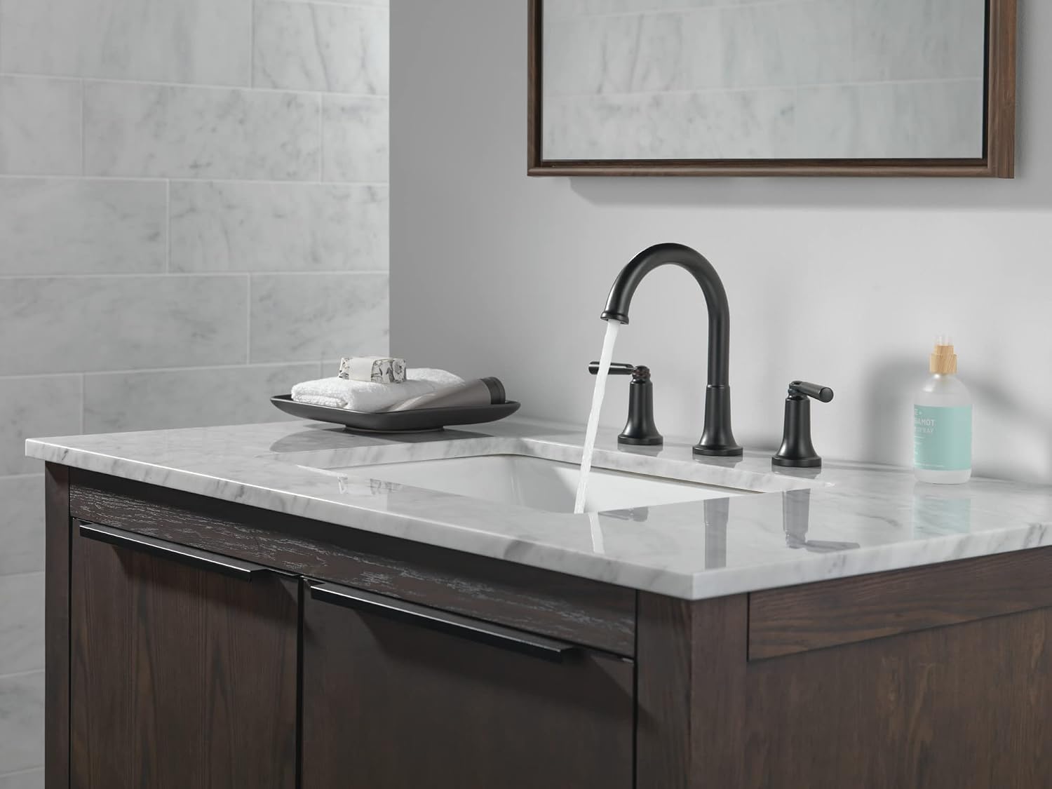 Delta Saylor Matte Black Bathroom Faucet 3 Hole, 8 Inch Widespread Bathroom Sink Faucet for Vanity, Metal Push-Pop Drain Assembly, Matte Black 3535-BLMPU-DST