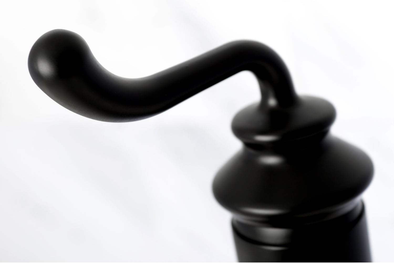 Kingston Brass LS5410RL Royale Bathroom Faucet, Matte Black, 5.88 x 5.06 x 9