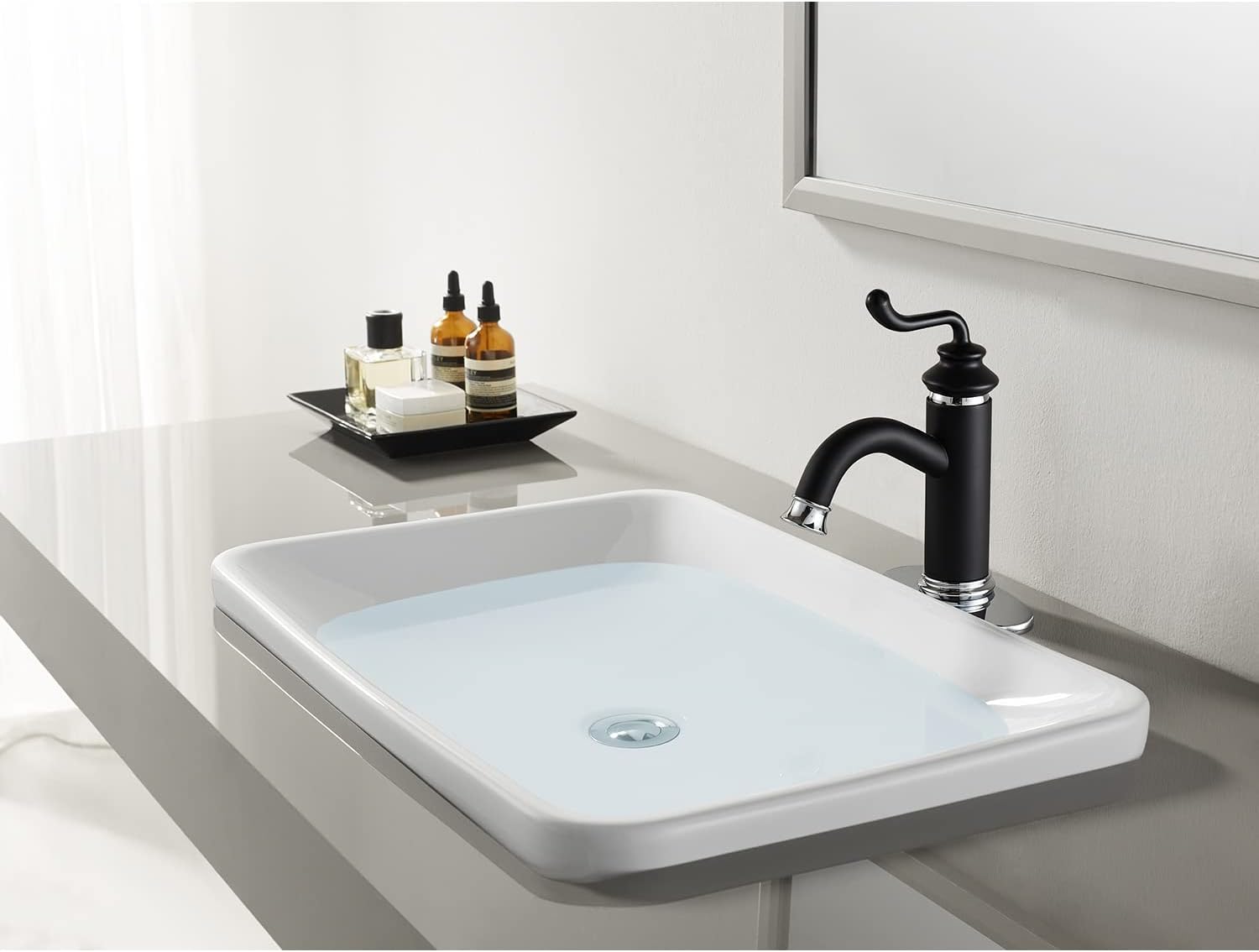 Fauceture LS5417RL Royale Single-Handle Bathroom Faucet with Push Pop-Up, Matte Black/Polished Chrome