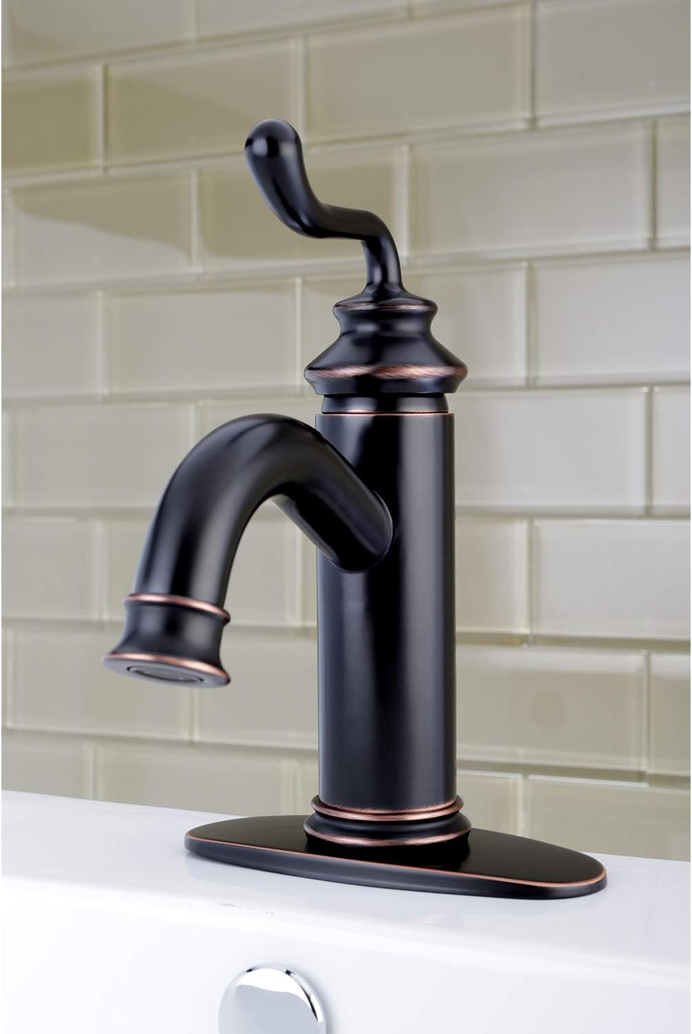 Fauceture LS5416RL Royale Single-Handle Bathroom Faucet with Push Pop-Up, Naples Bronze