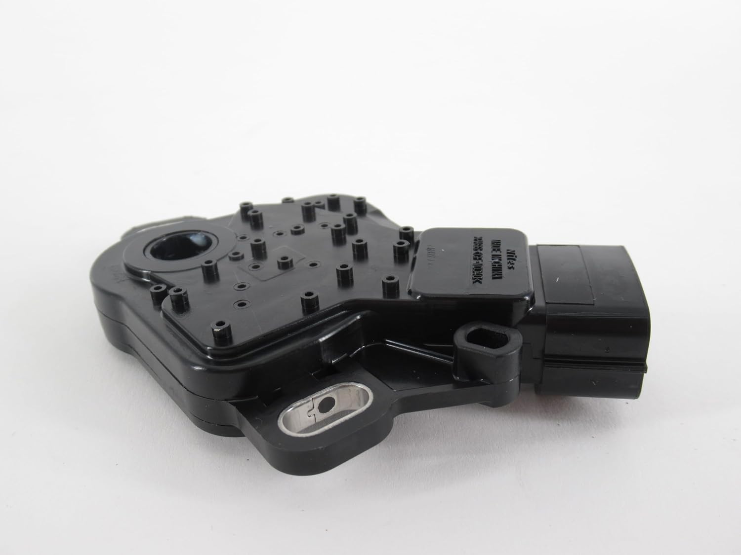 Nissan 31918-3VX0C Black Panel Mount 1-Way Toggle Switch, Push Button Actuator, Normally Open Contact, Screw Terminals, Manual Operation