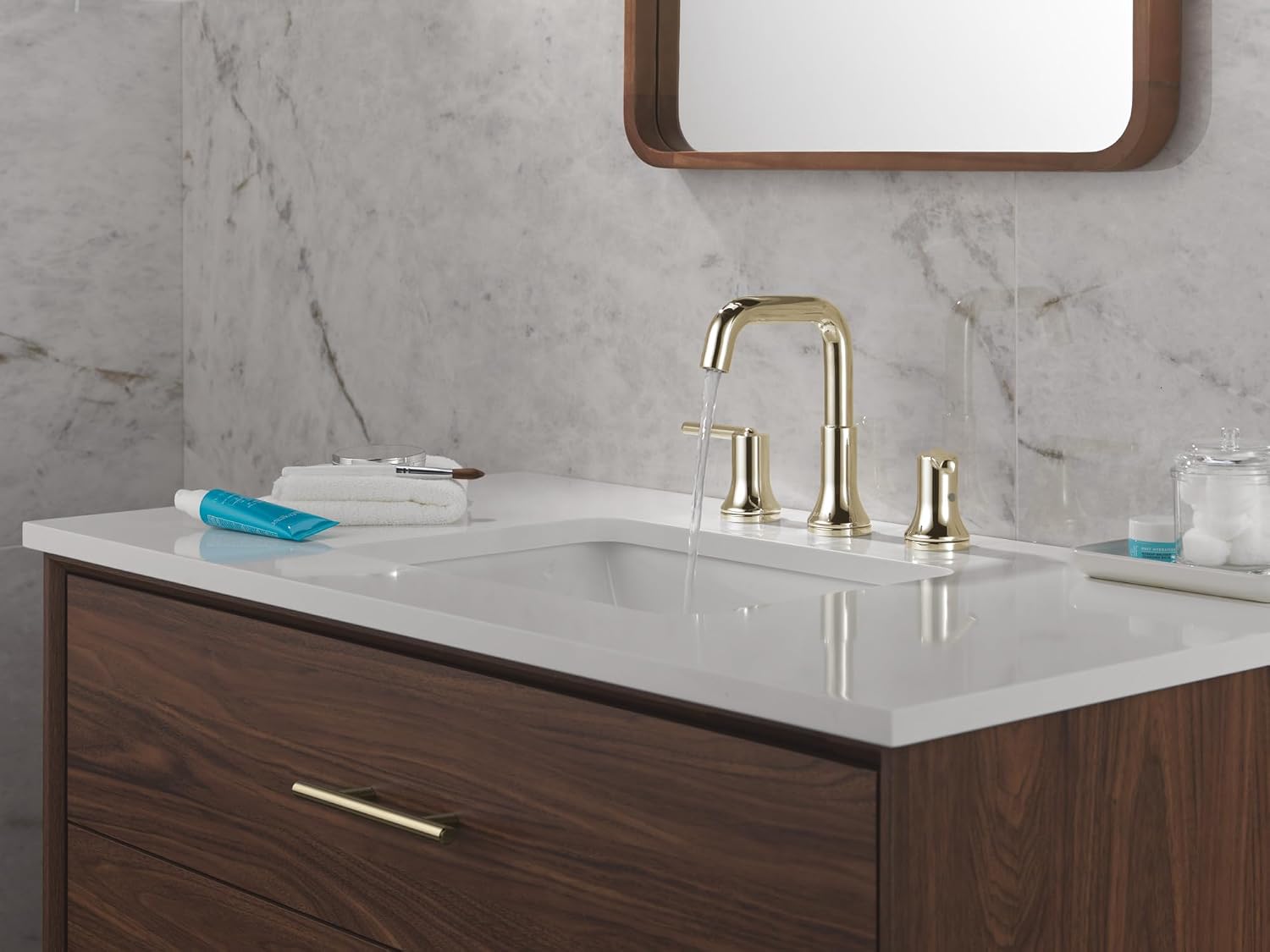 Delta Trinsic U-Spout Widespread Bathroom Faucet, Polished Nickel 3-Hole Bathroom Sink Faucet, Metal Push-Pop Drain Assembly, Polished Nickel 3554-PNMPU-DST