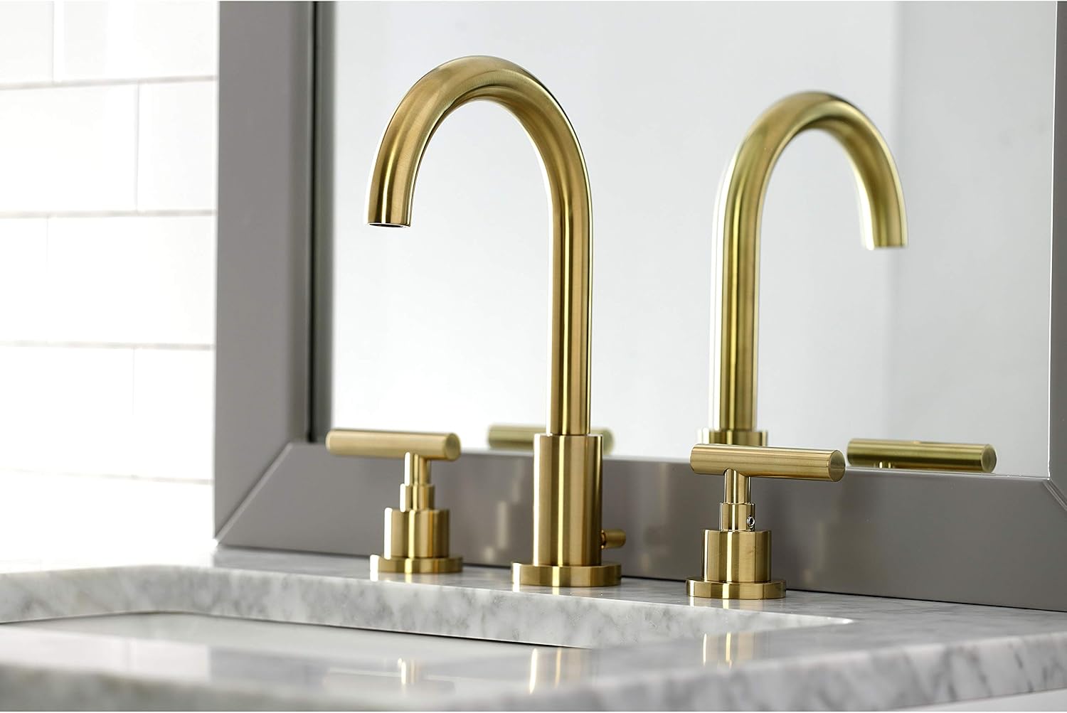 Kingston Brass FSC8923CML Manhattan Widespread Bathroom Faucet Pop-Up, Brushed Brass, 10.06 x 5.38 x 2.5