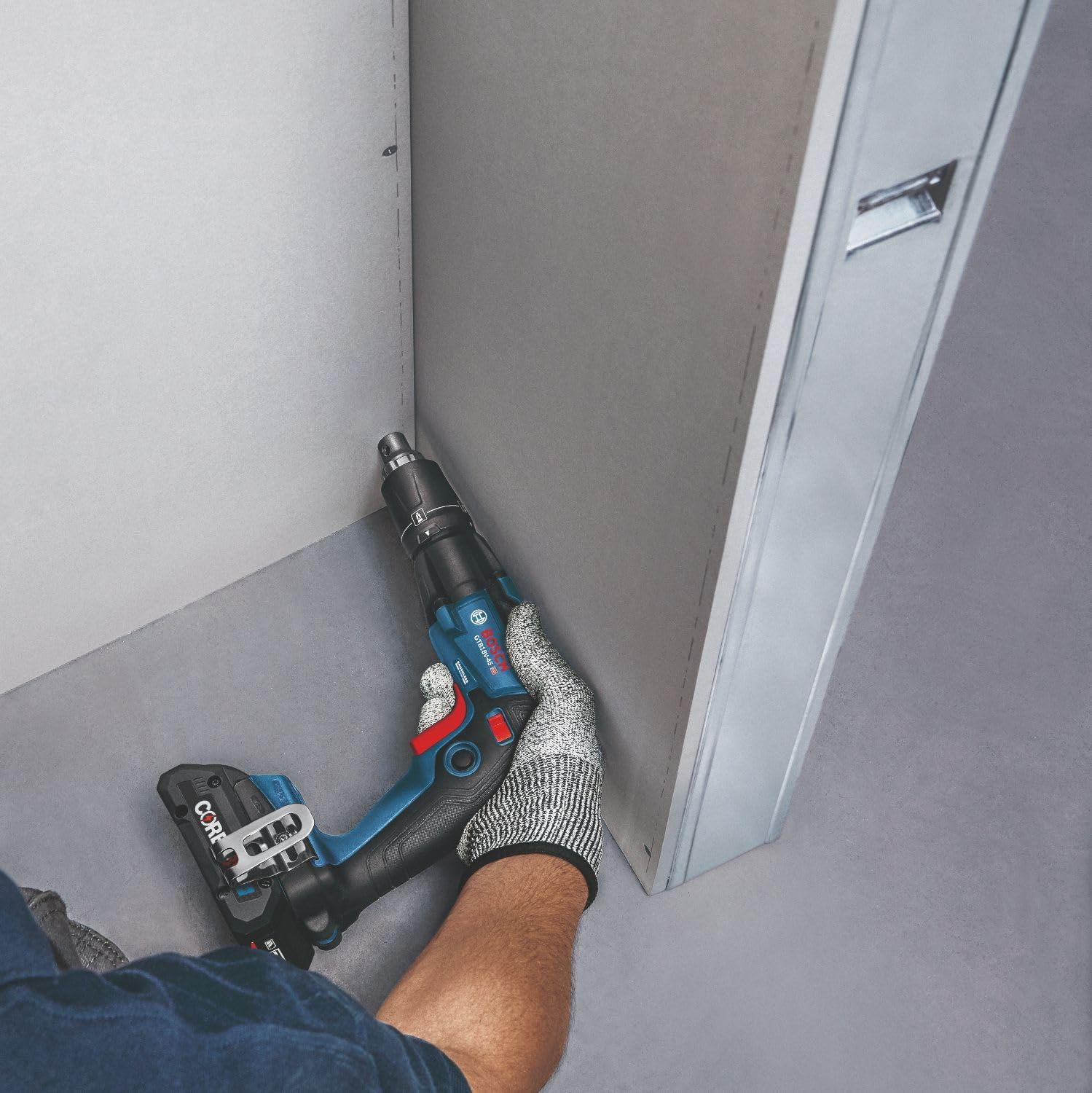 Bosch GTB18V-45B15 18V Brushless 1/4 In. Hex Screwgun Kit with (1) CORE18V® 4 Ah Advanced Power Battery