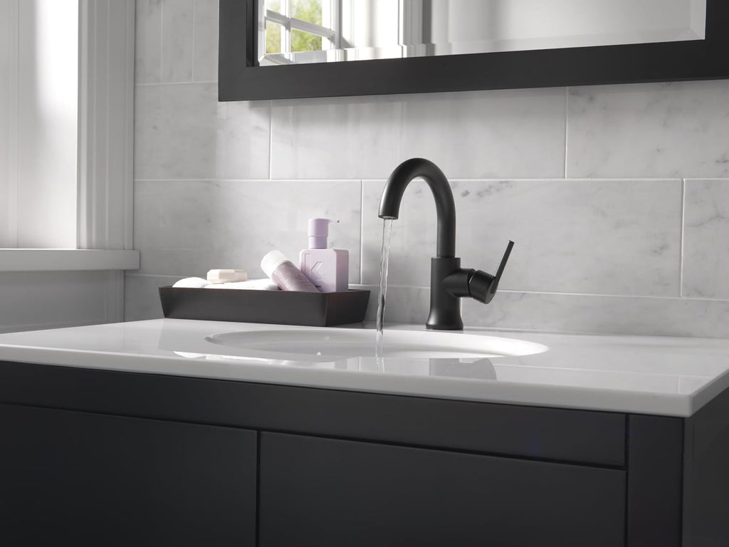 Delta Faucet Trinsic Matte Black Bathroom Faucet, Single Hole Bathroom Faucet, Single Handle Bathroom Faucet, Diamond Seal Technology, Drain Assembly, Matte Black 559HA-BL-DST