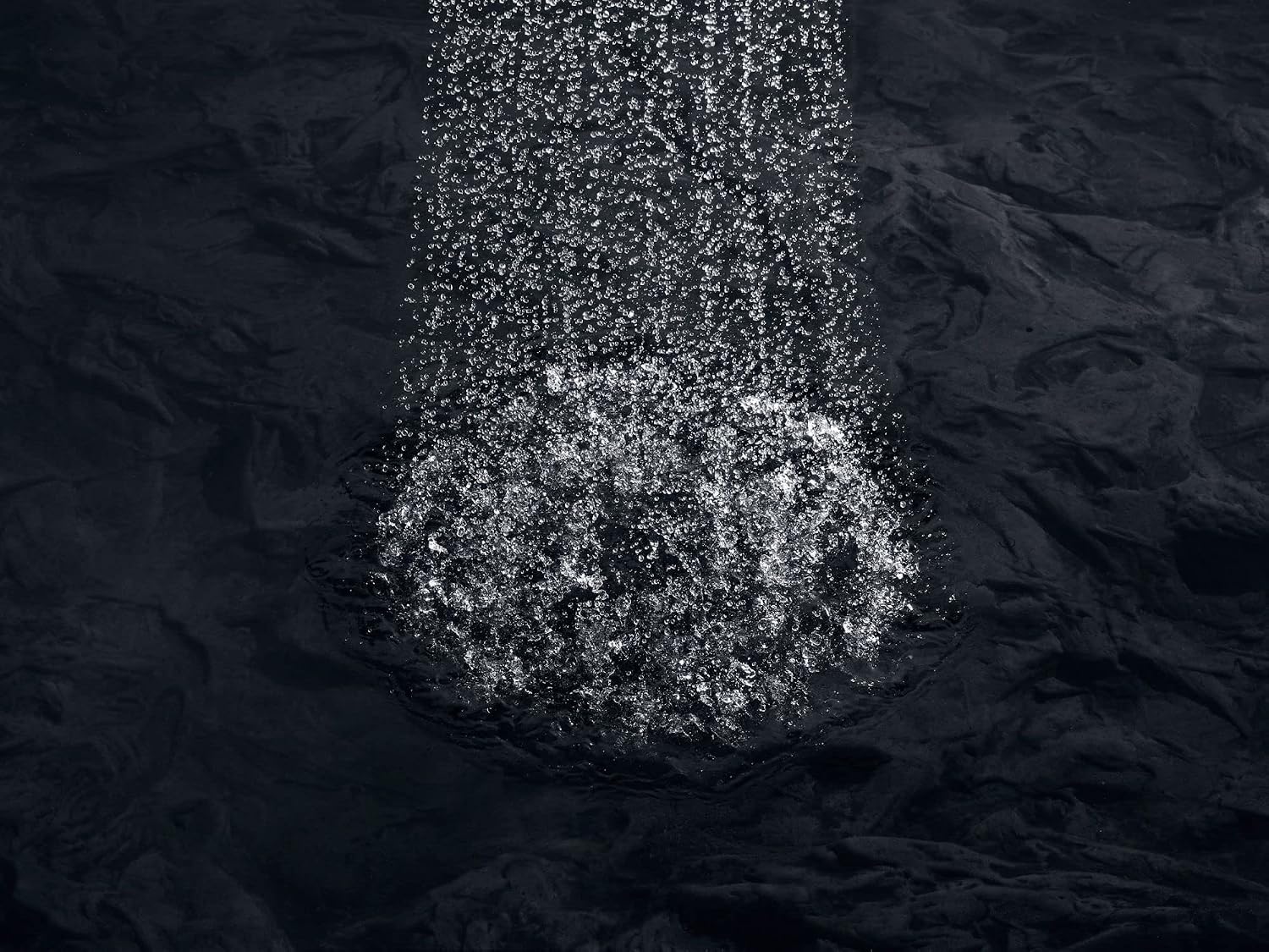 Purist Fixed Showerhead with Katalyst air induction technology