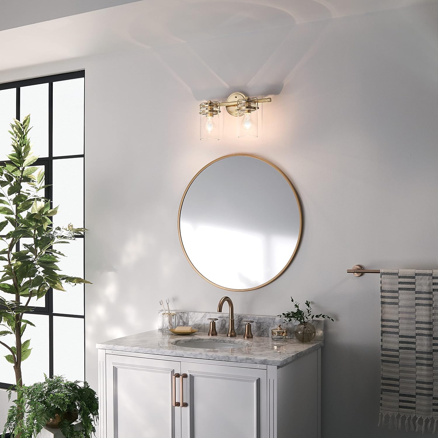 Kichler Brinley 2-Light Bathroom Vanity Light Fixture 15.75 in Industrial Farmhouse with Clear Glass in Champagne Bronze for Mirror Over Sink (15.75 x 10.25 x 6.75 in), 45688CPZ