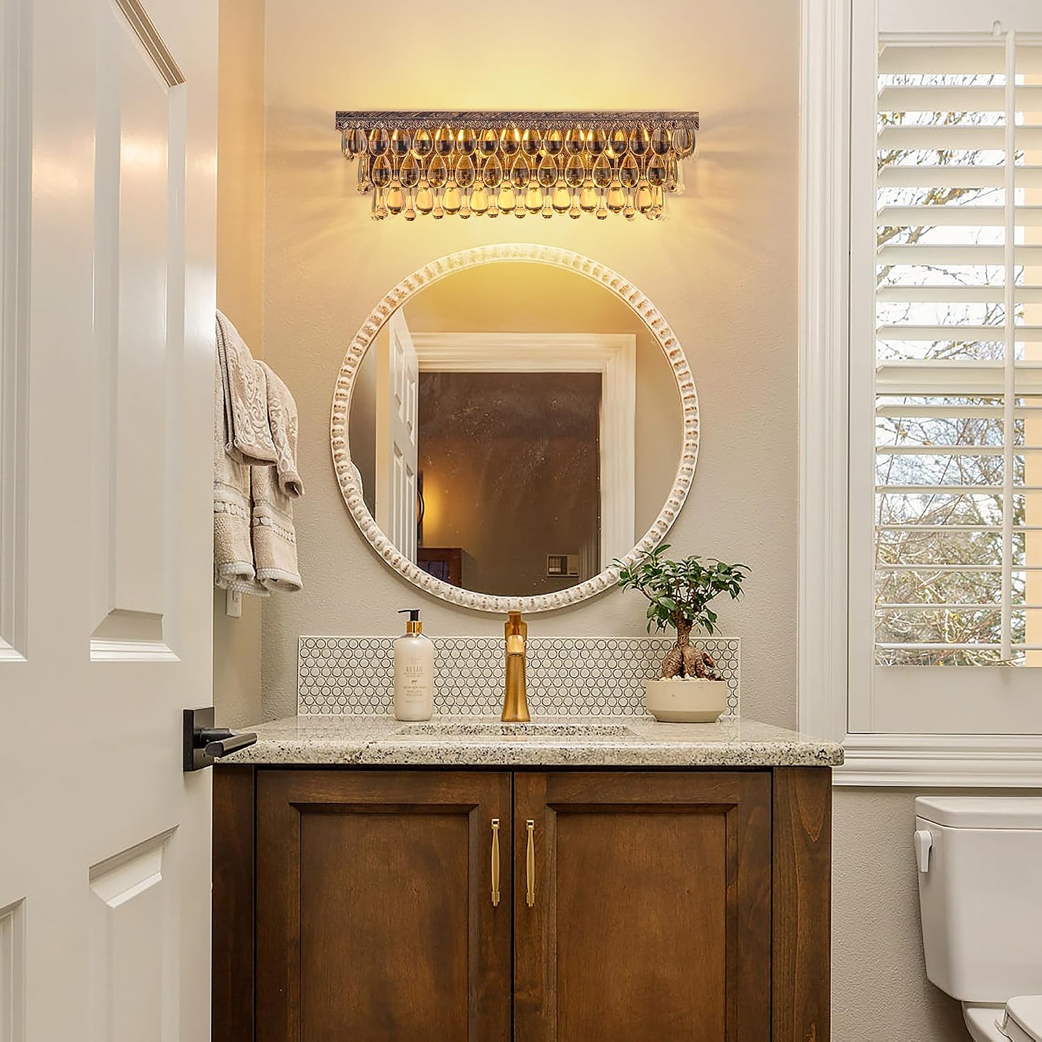Wellmet Bathroom Vanity Light Fixtures Over Mirror 4 Lights Antique Bronze Crystal Bathroom Wall Light Fixtures Dimmable, Farmhouse Vintage Sconces for Mirror Cabinets, Powder Room, Bedroom, 24' L