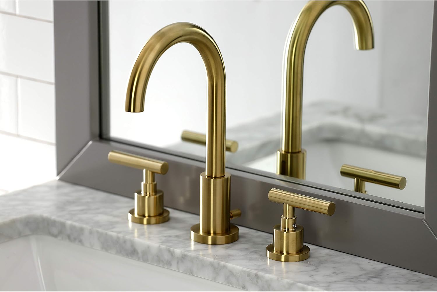 Kingston Brass FSC8923CML Manhattan Widespread Bathroom Faucet Pop-Up, Brushed Brass, 10.06 x 5.38 x 2.5