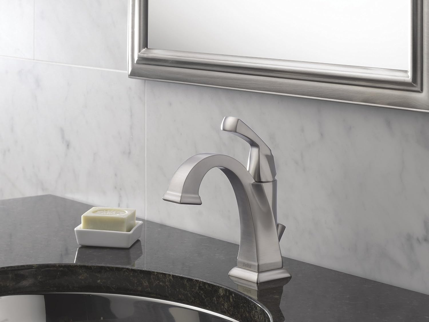 Delta Faucet Dryden Single Hole Bathroom Faucet Brushed Nickel, Single Handle Bathroom Faucet, Diamond Seal Technology, Metal Drain Assembly, Stainless 551-SS-DST