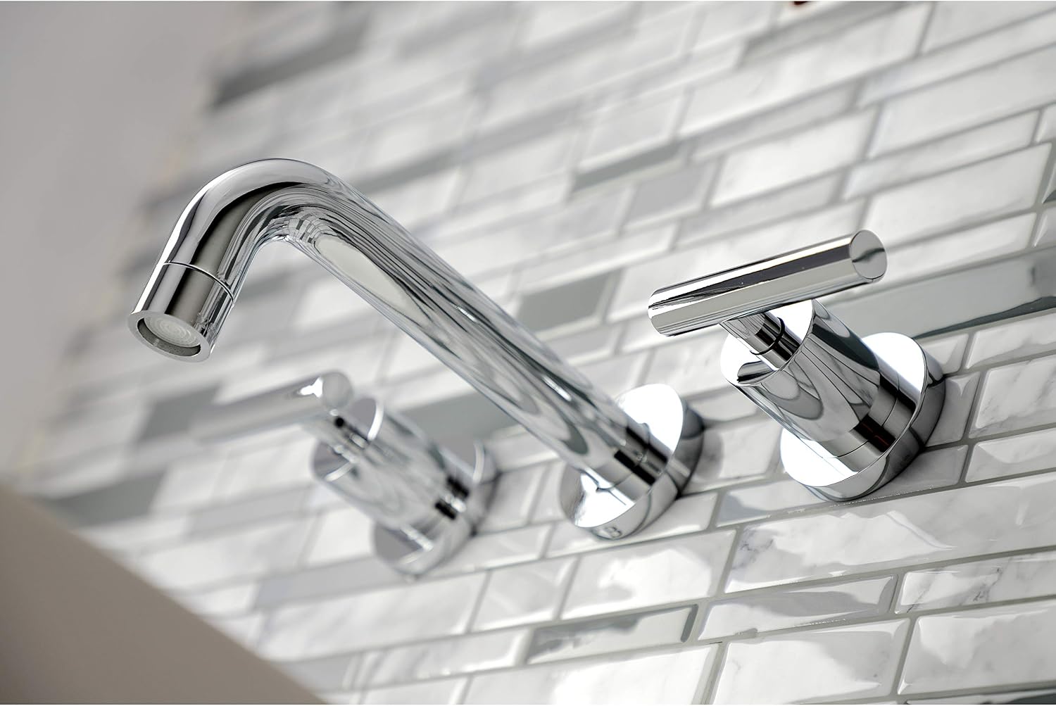 Kingston Brass KS8121CML Manhattan 2-Handle 8 in. Wall Mount Bathroom Faucet, Polished Chrome