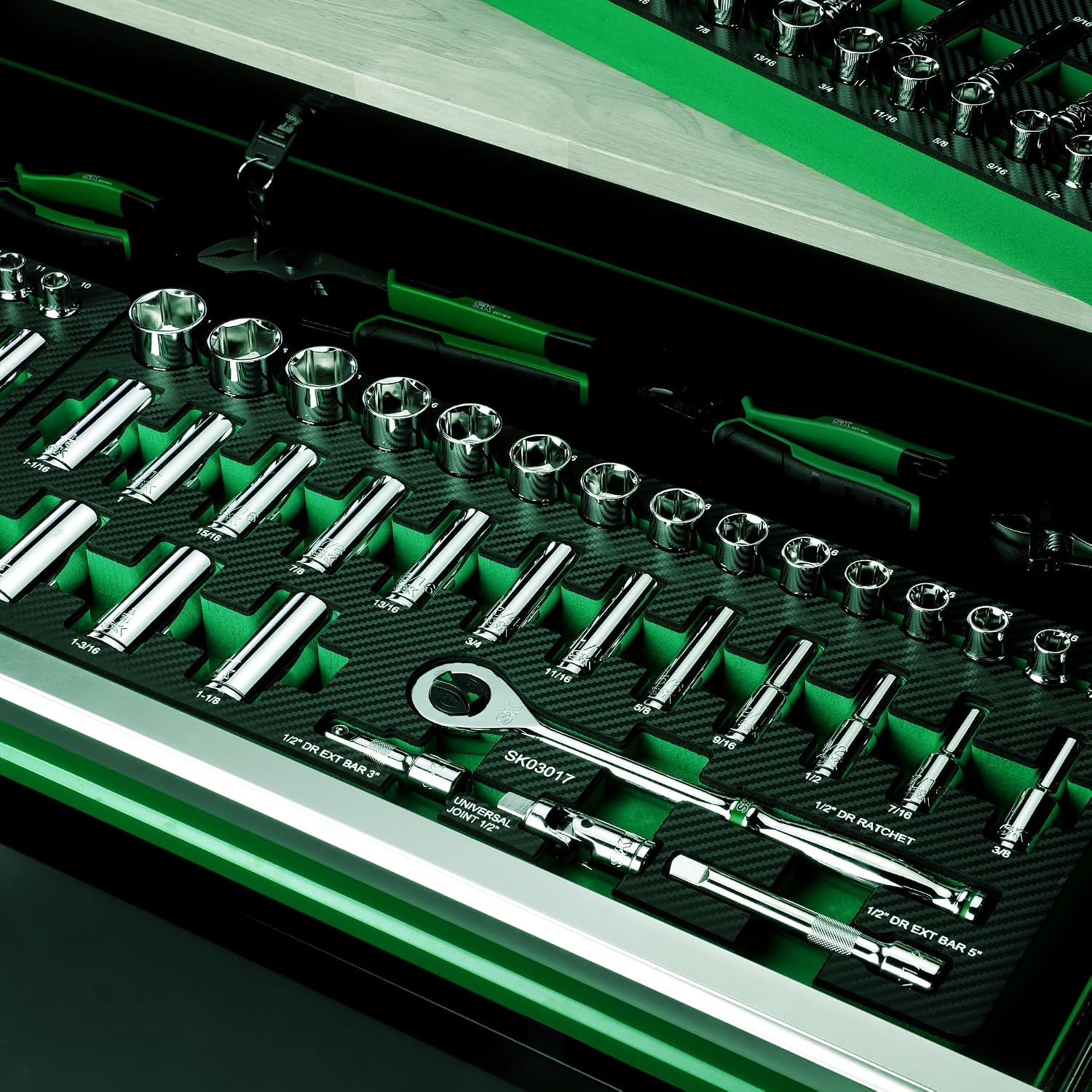 SK 1/2' Drive Socket Set with 160-P Ratchet, 34-Piece, SAE, SuperKrome Finish, Premium CR-V Construction, with EVA Foam Tool Organizer