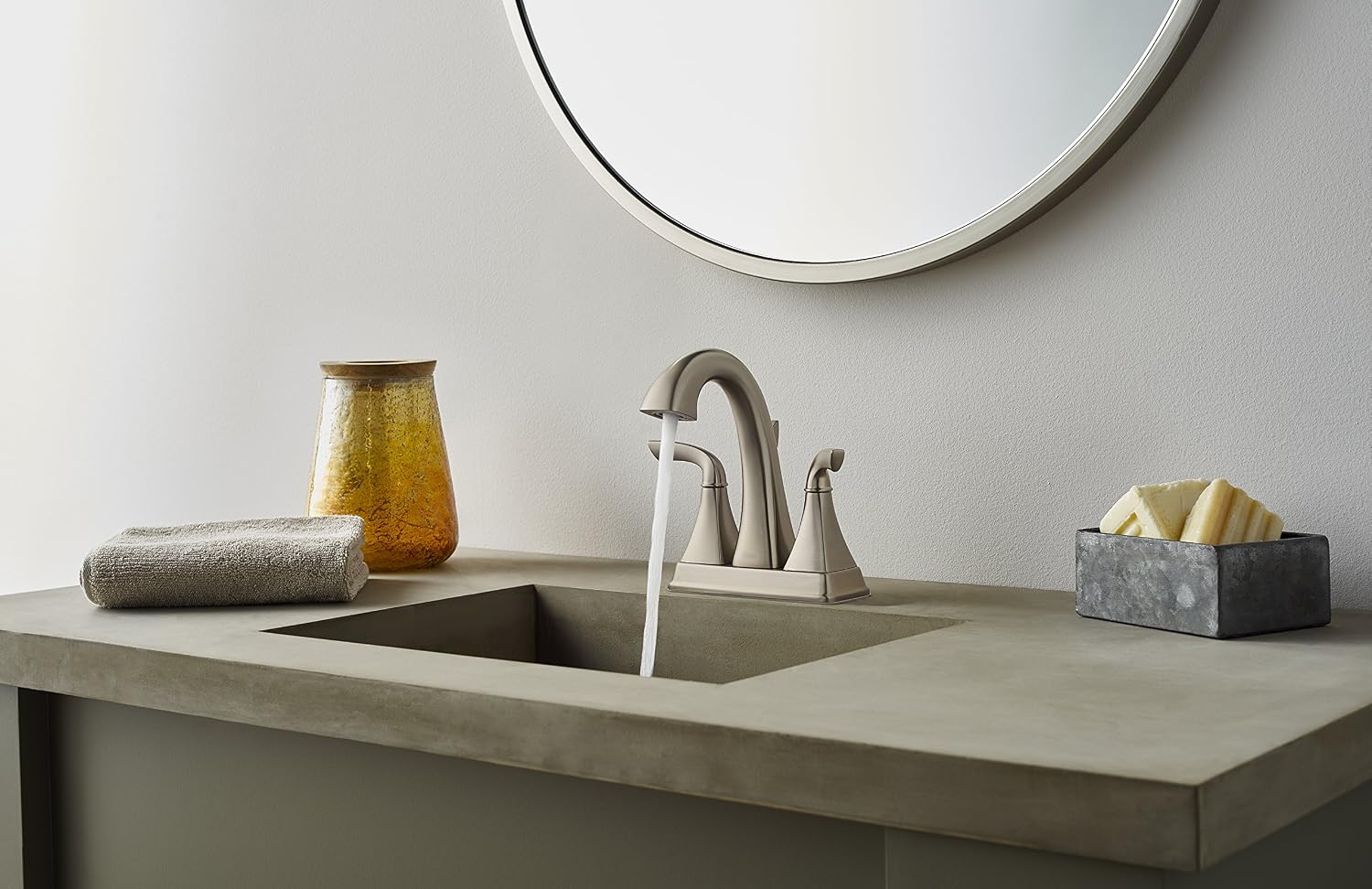 Pfister LG48BS0K Bronson 2-Handle Bathroom Faucet, 4' Centerset, Brushed Nickel