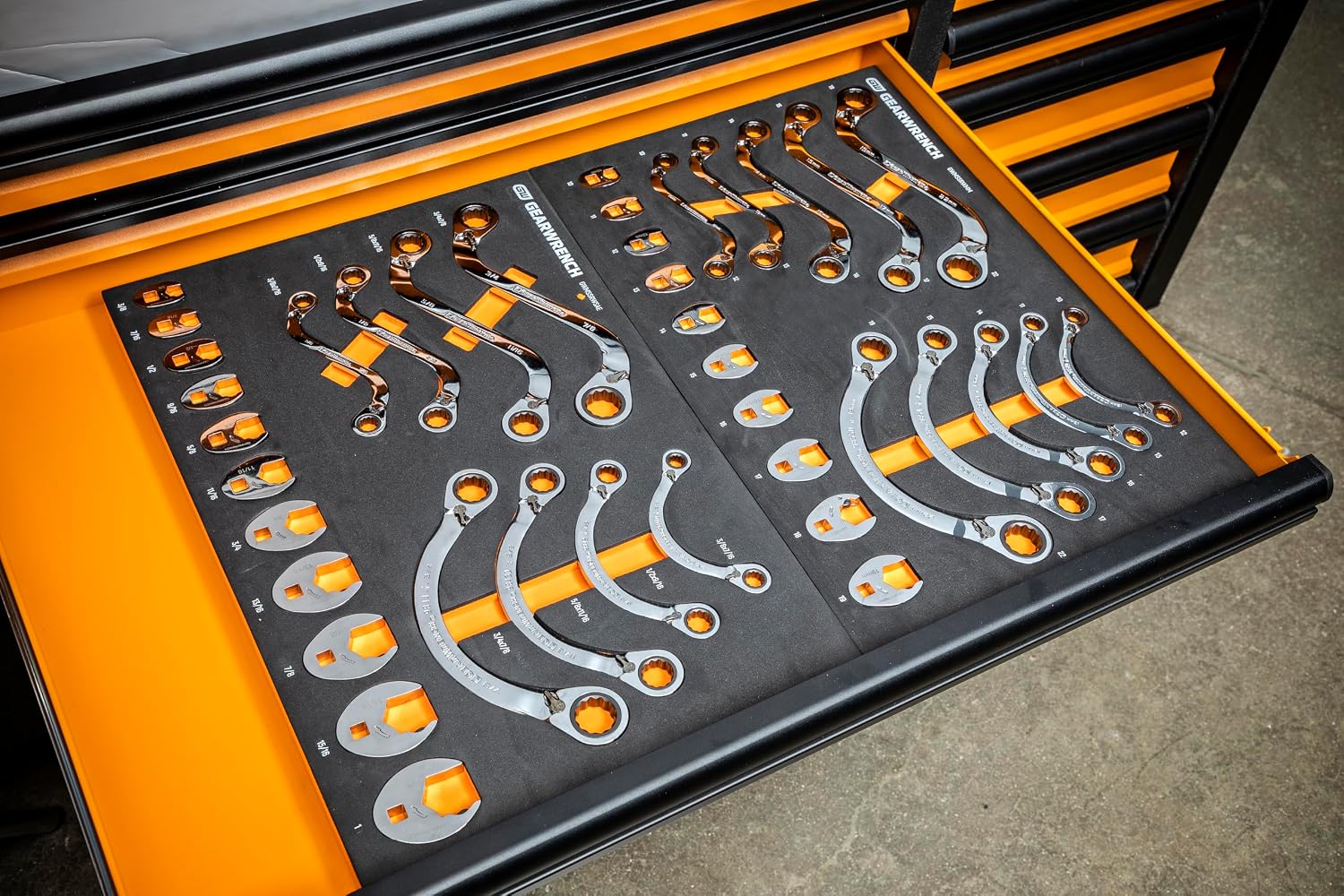 GEARWRENCH 20 Piece Specialty Ratcheting Metric Wrench Set in Foam Storage Tray - GWMSSRWMM