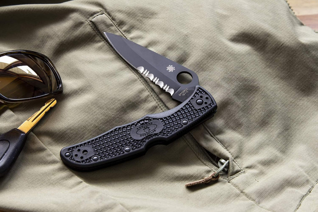 Spyderco Endura 4 Folding Pocket Knife with 3.8' VG-10 Damascus Steel Blade and Titanium Handle - EDC Knife for Men and Women, Perfect for Hunting, Tactical, Camping, Survival - PlainEdge - C10TIPD